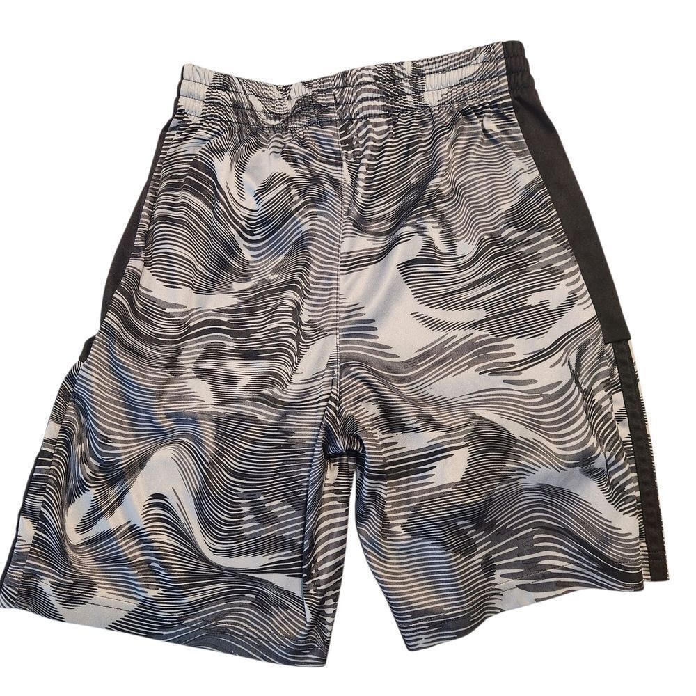 Adidas Kids Black Gray Athletic Shorts Med 10/12 - Picture 2 of 4